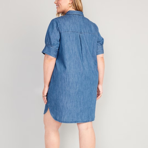 NWT OLD NAVY Short-Sleeve Shirt Dress Color:
Medium Wash Product - Picture 6 of 7